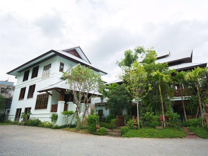 Rich Garden House Hotel Chiang Mai Buitenkant foto