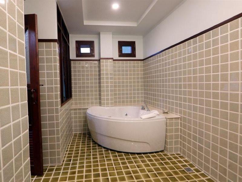Rich Garden House Hotel Chiang Mai Buitenkant foto